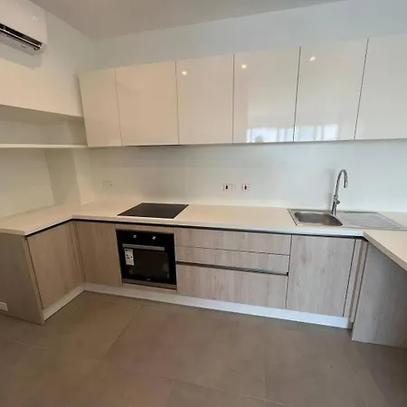 Mel 4 Seaview 2bed Ph In Ghadira By Homely Apartment *
